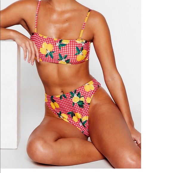 Cute gingham lemon tie back bikini! - Picture 1 of 2